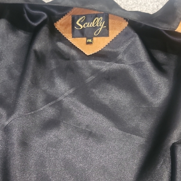 Scully Tan Suede Vest with Black Accents - Picture 9 of 10